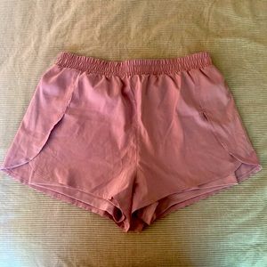 Girlfriend Collective high waist layered Trail Short in Lilac size L